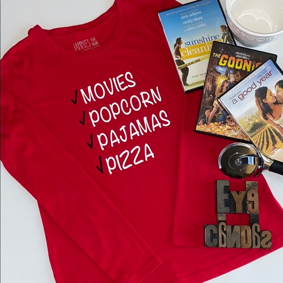 JAMMIES FOR YOUR FAMILIES Quarantine Costume - Picture 2 of 8